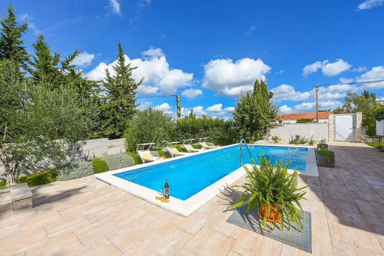 Villa Mestrovic Zadarvillas