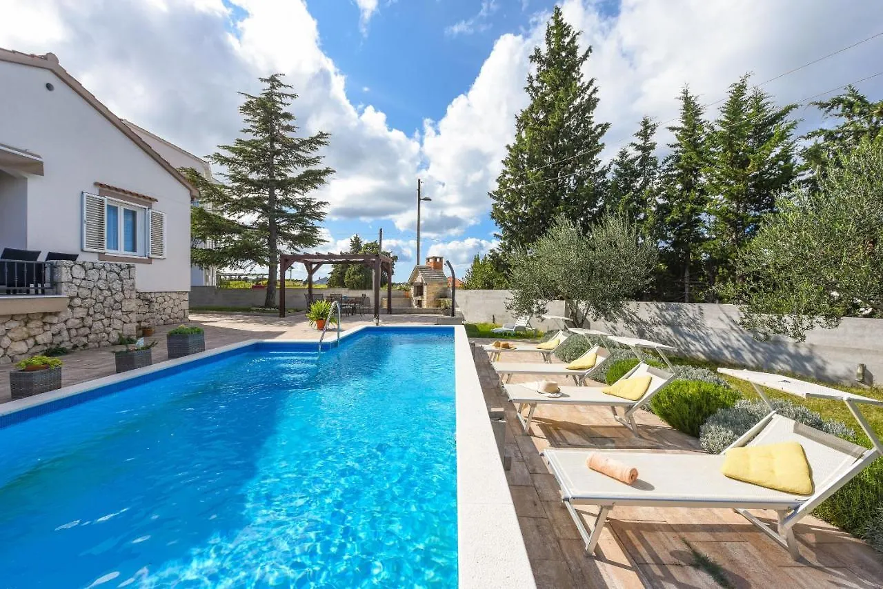 Villa Mestrovic Zadarvillas