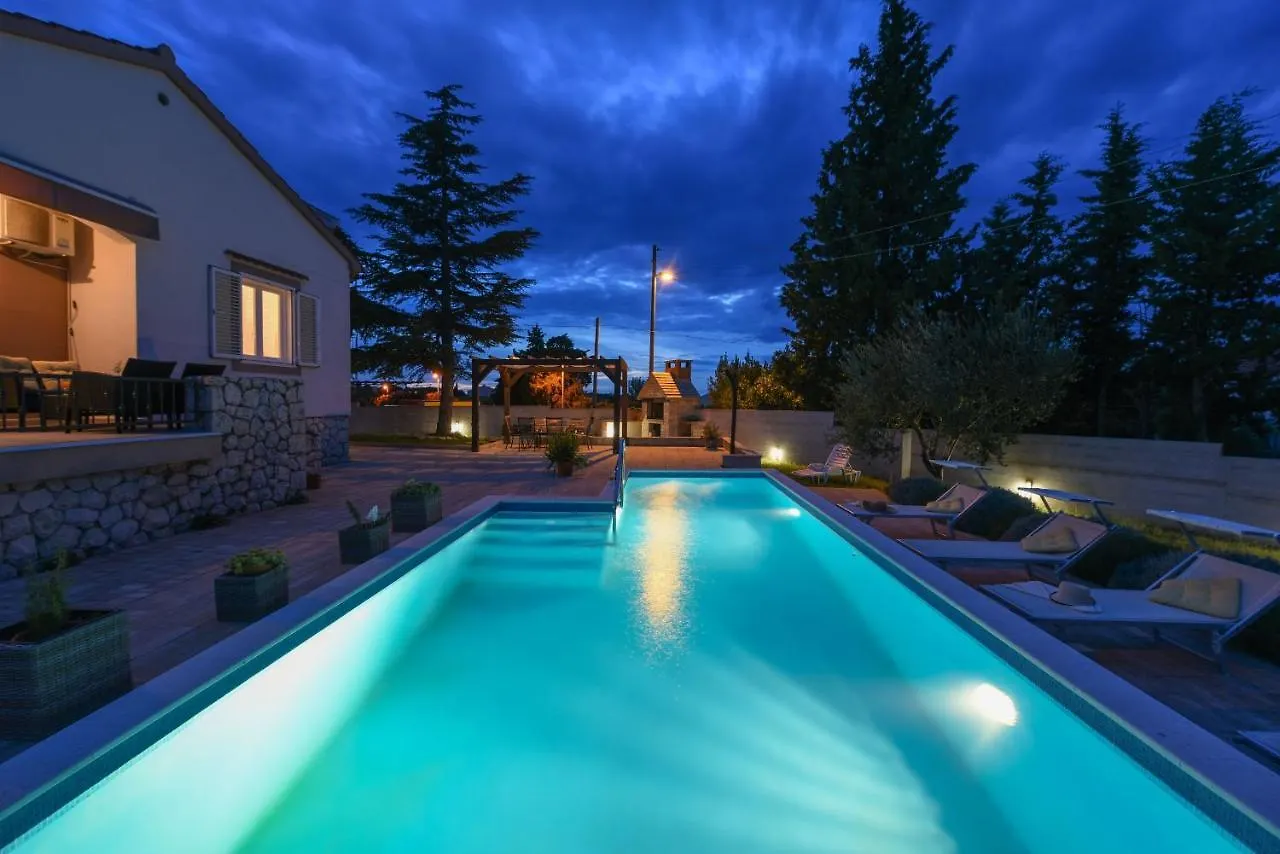 Villa Mestrovic Zadarvillas